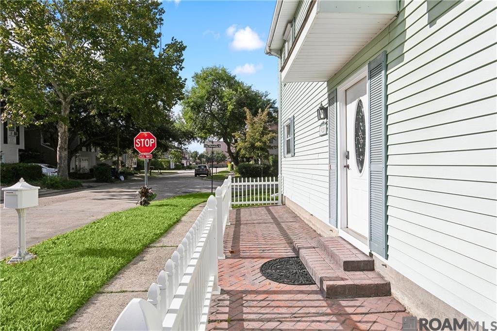 928 Old Metairie Drive, Metairie, Louisiana image 3