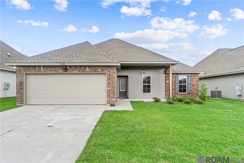 24235 Cliftmere Avenue, Plaquemine, Louisiana image 1