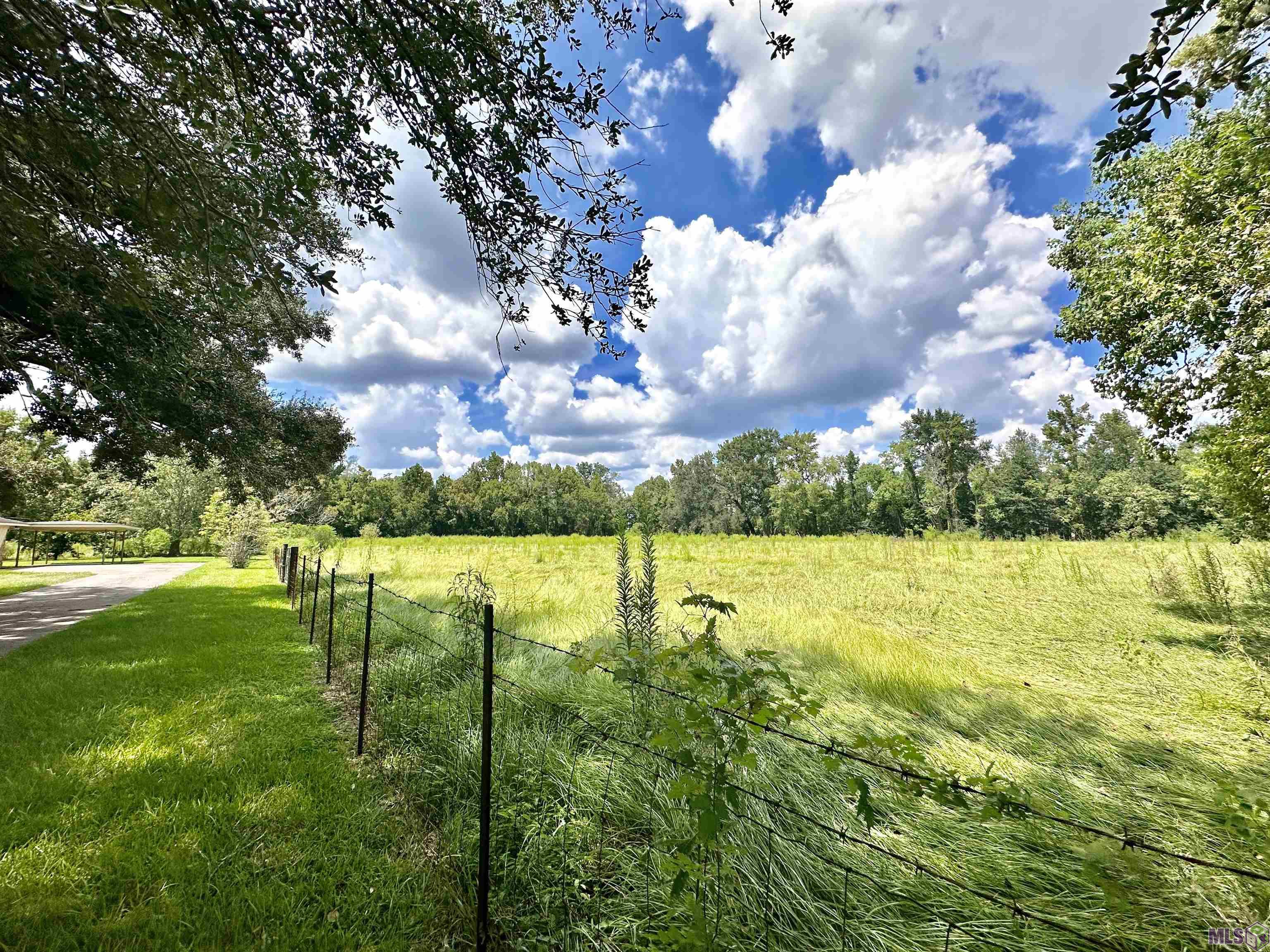 Lot  #2 S Lanoux Ave, Gonzales, Louisiana image 1