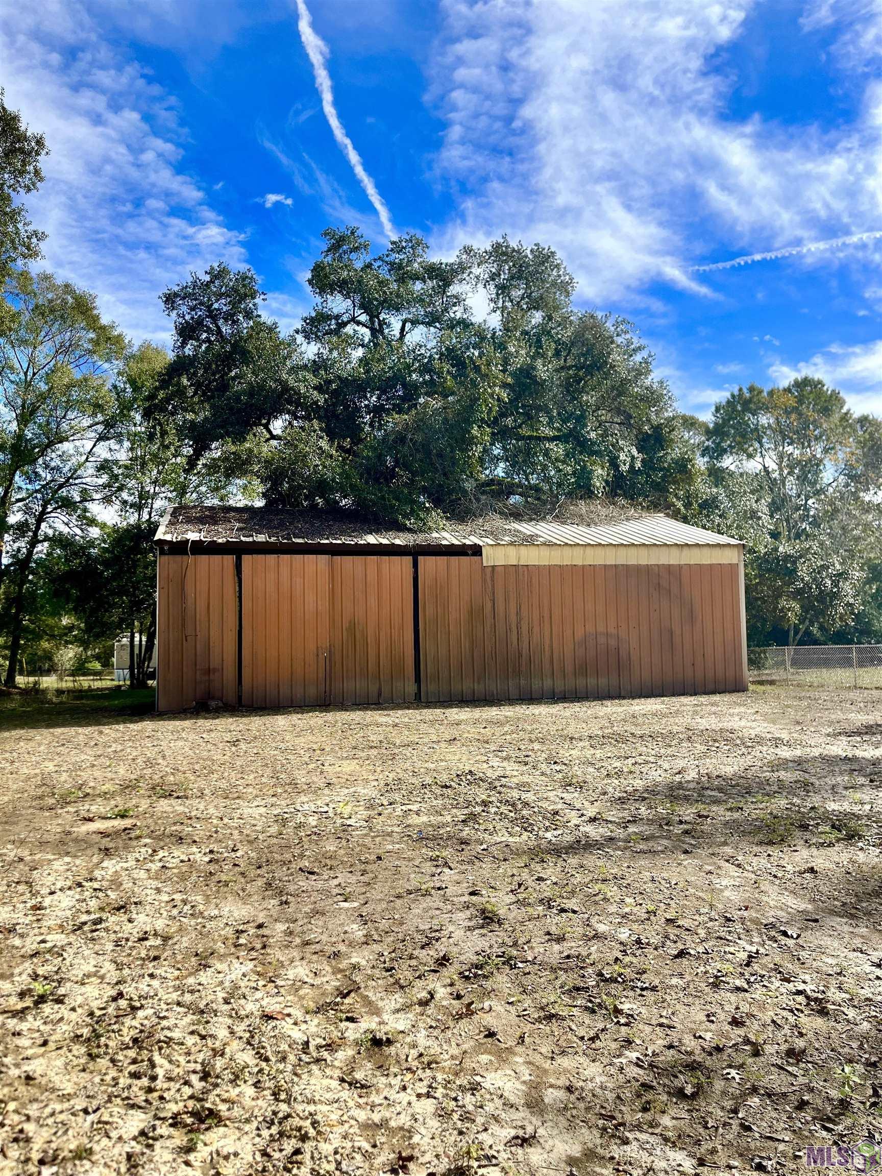 17142 Gun Boat Cir, Maurepas, Louisiana image 4