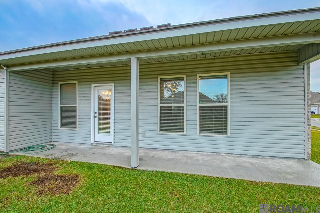 39068 Honorable Oaks Ave, Gonzales, Louisiana image 28