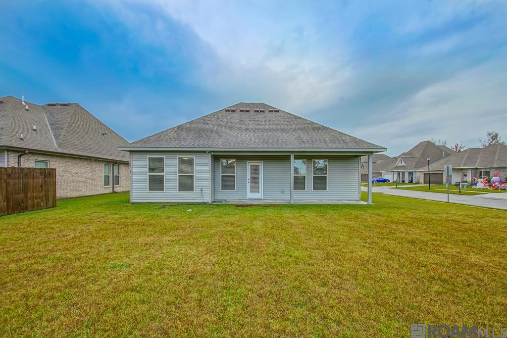 39068 Honorable Oaks Ave, Gonzales, Louisiana image 30