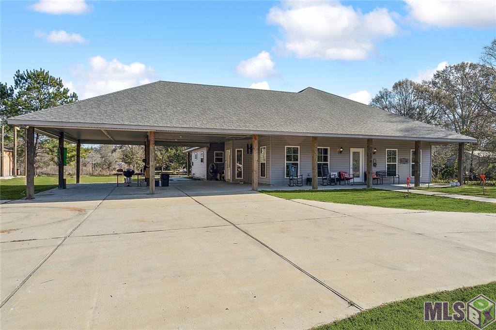 320 Yearling Loop, Pearl River, Louisiana image 1