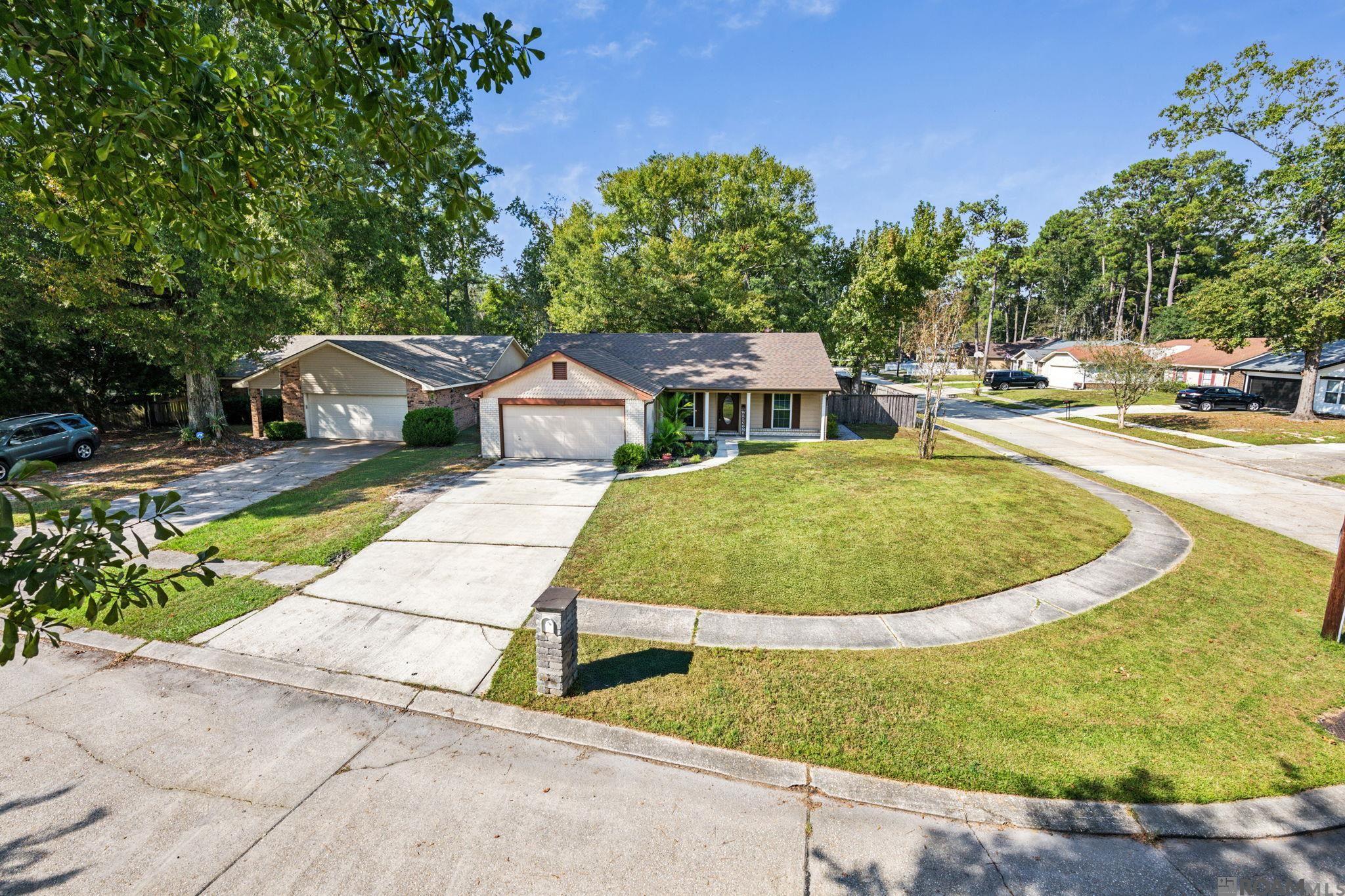 680 Forest Loop, Mandeville, Louisiana image 2