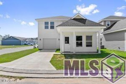 Single Family Residence in Gulfport MS 969 TULE Lane.jpg