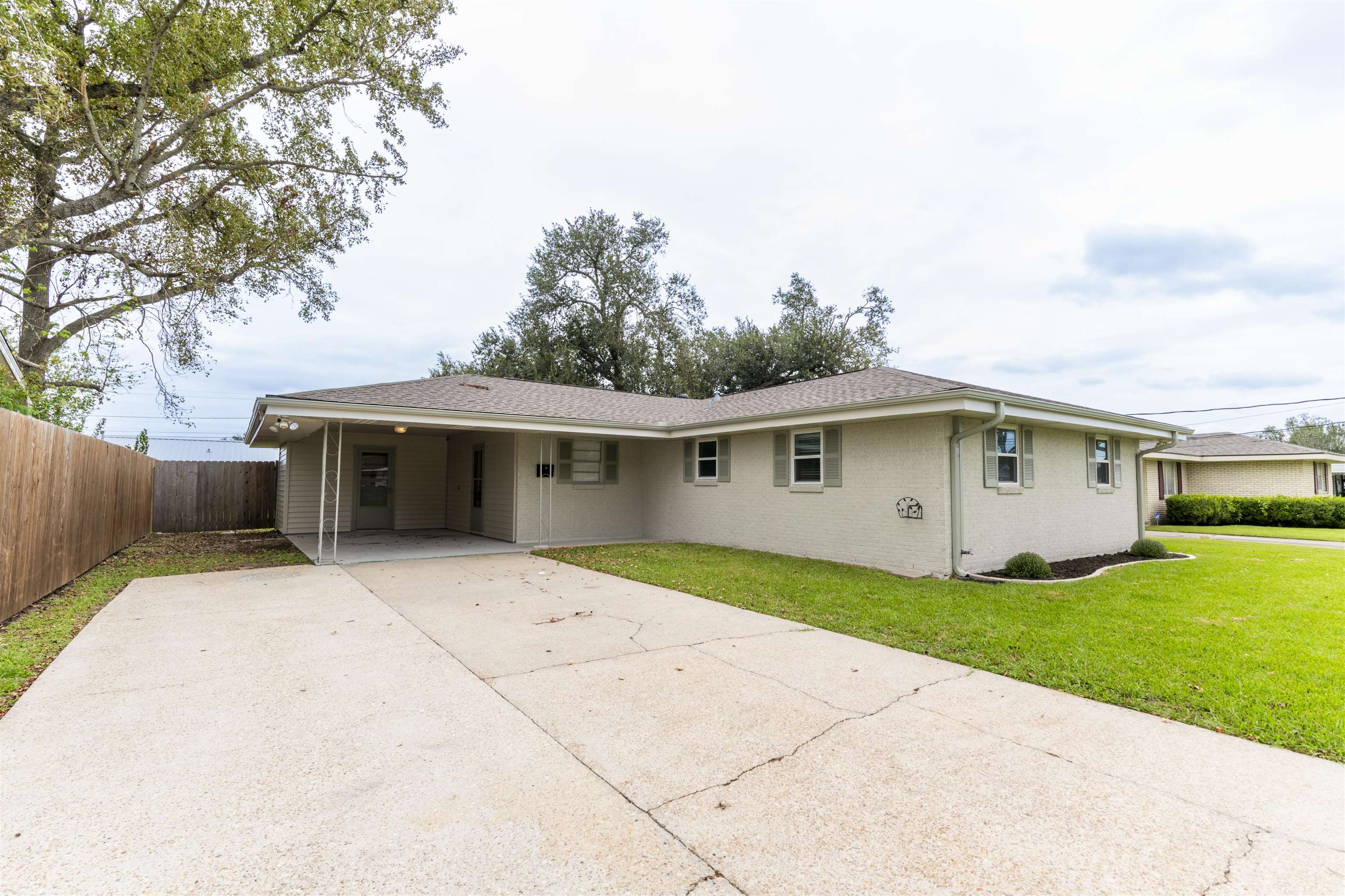 111 Everette Drive, Houma, Louisiana image 1