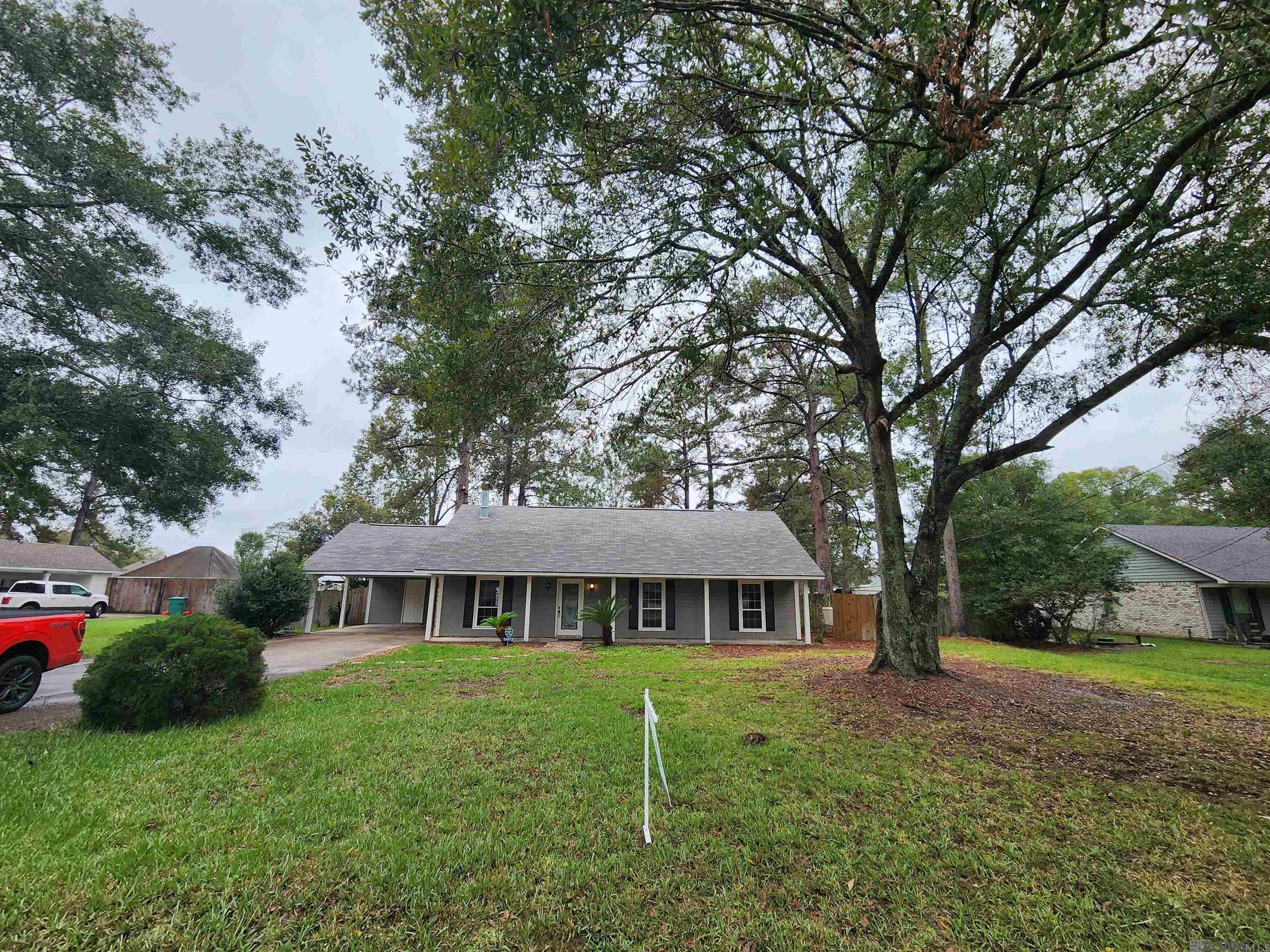 32873 Duff Rd, Walker, Louisiana image 1