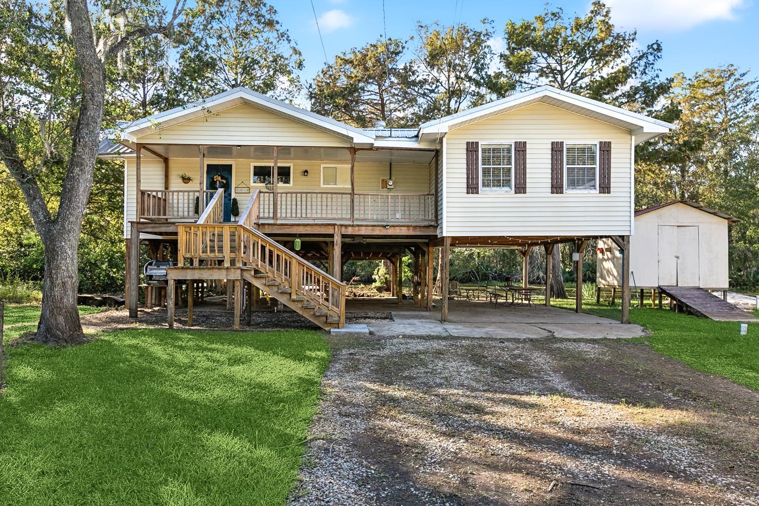 14221 Gibson Rd, Maurepas, Louisiana image 1