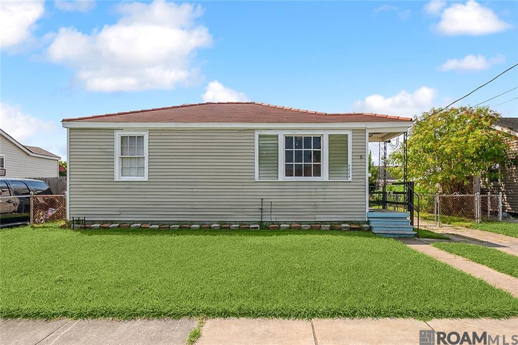 2824 Lloyds Avenue, Chalmette, Louisiana image 2