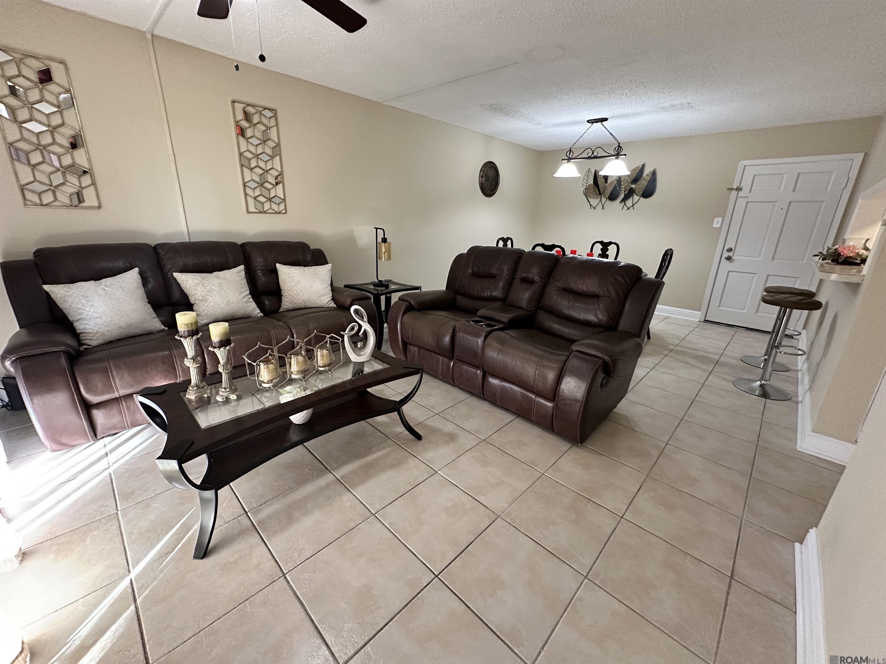 675 Wooddale Blvd #3, Baton Rouge, Louisiana image 2