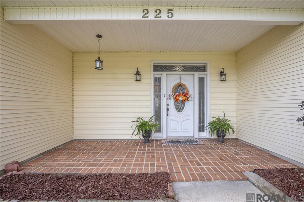 225 St. Jude Street, Destrehan, Louisiana image 3