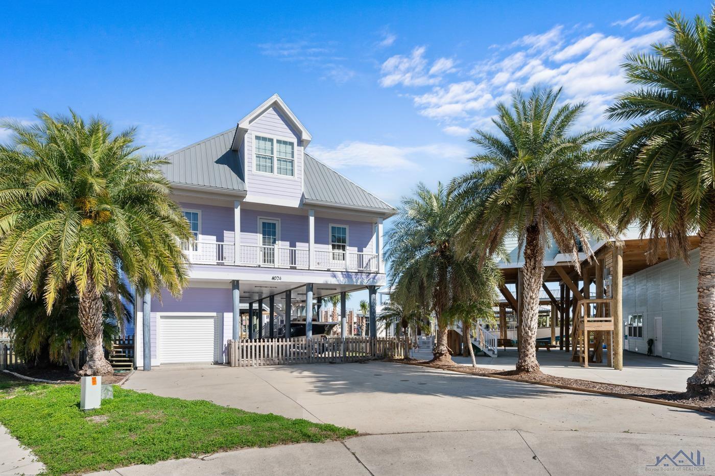 4024 Carly Ln, Grand Isle, Louisiana image 2