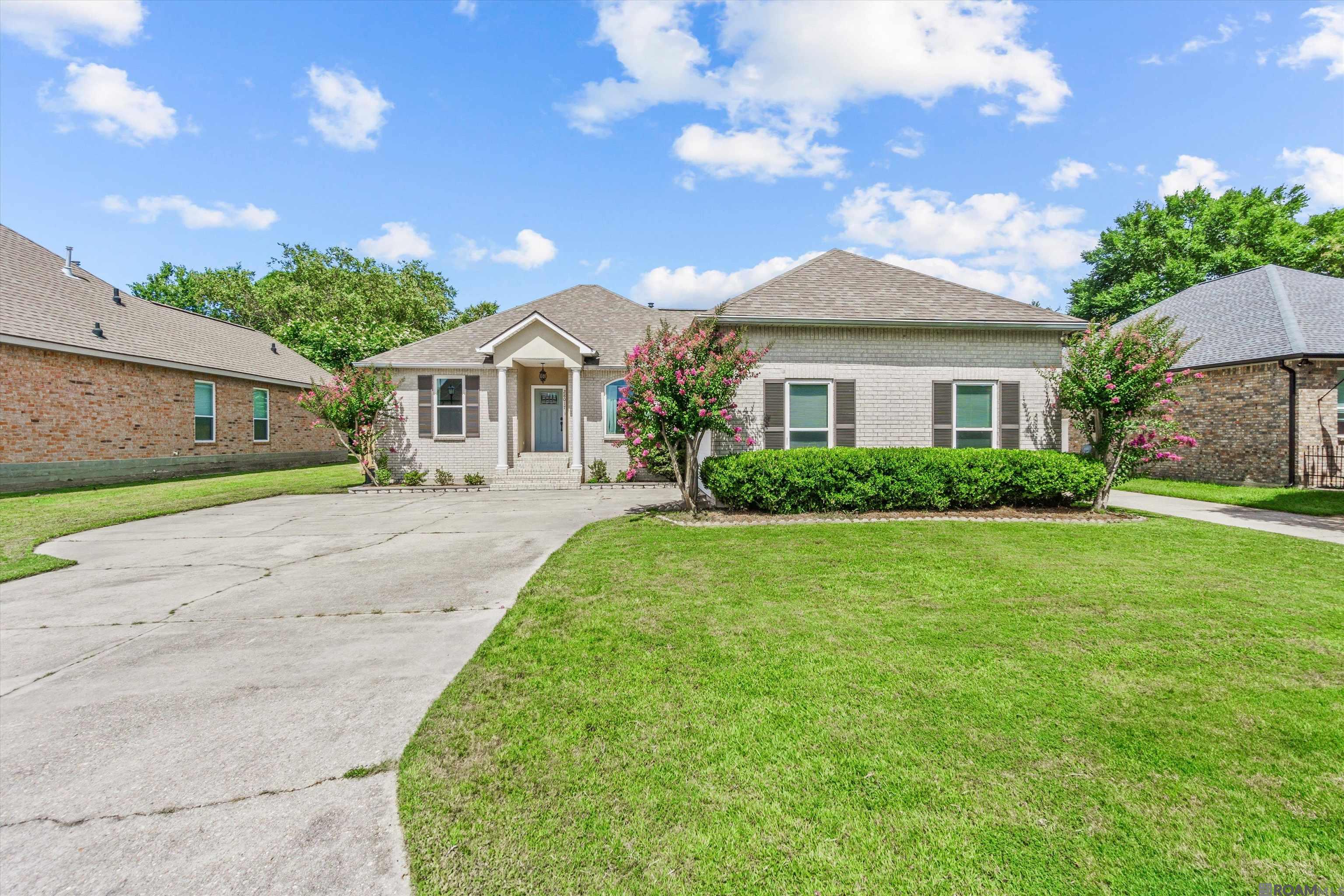 28017 Great Eagle Ave, Walker, Louisiana image 1