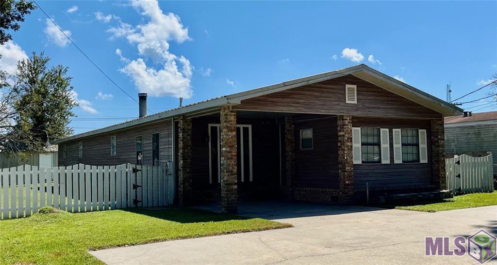 605 E First Street, Belle Chasse, Louisiana image 3