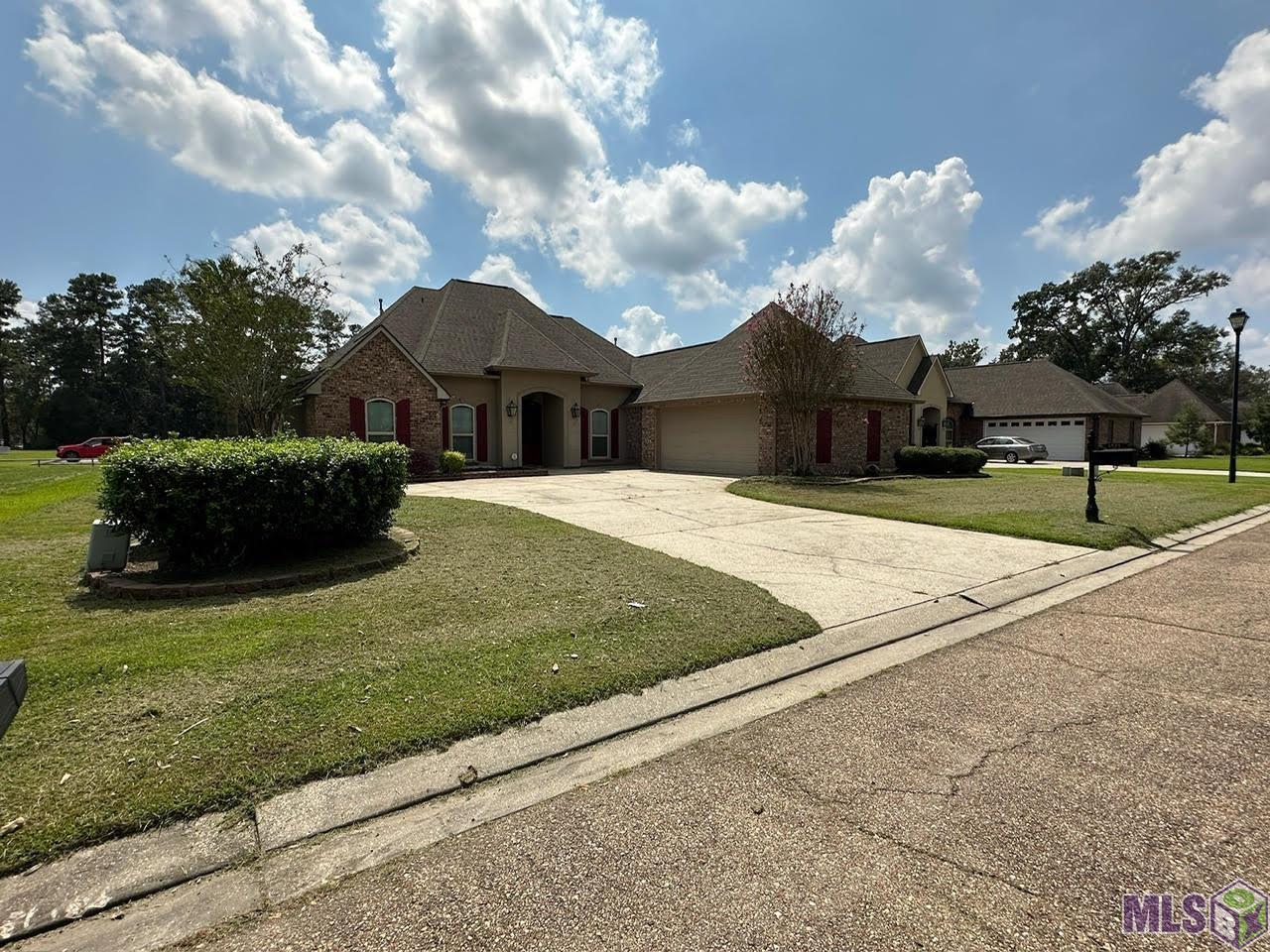 1531 City Place St, Gonzales, Louisiana image 29