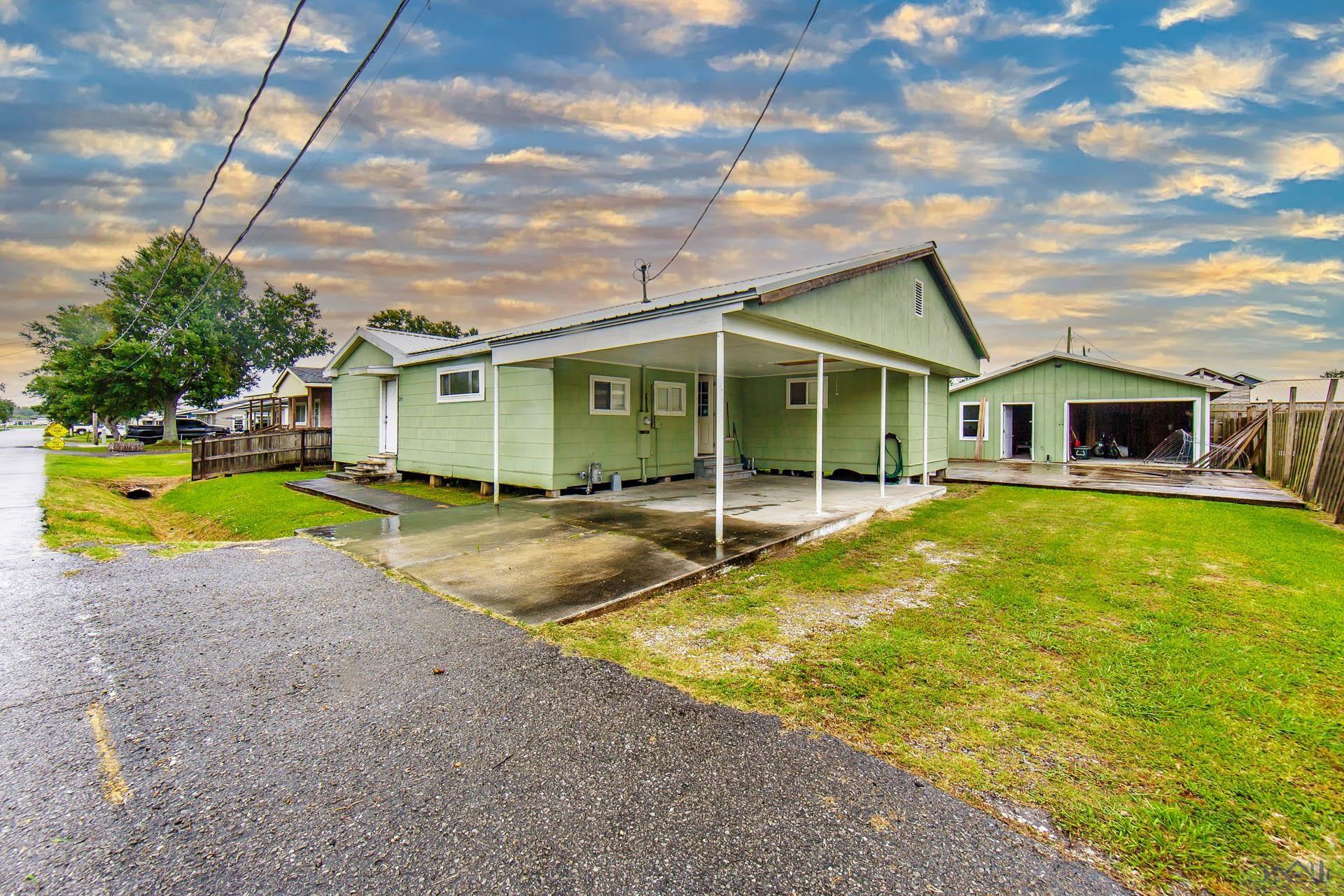 257 W 23rd St, Larose, Louisiana image 2