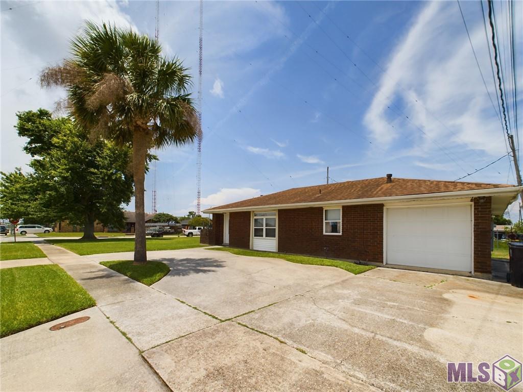 805 Magistrate Street, Chalmette, Louisiana image 2