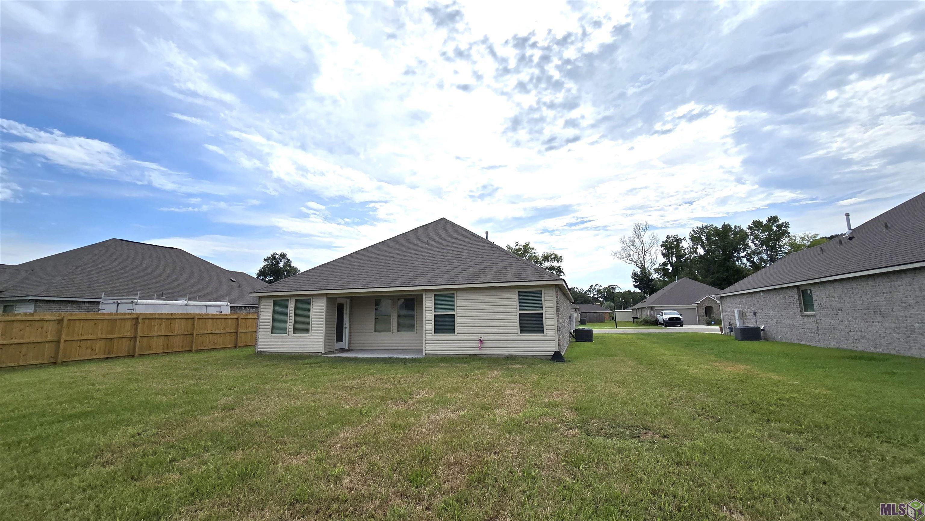 1054 S Pecan Grove Ave, Gonzales, Louisiana image 32