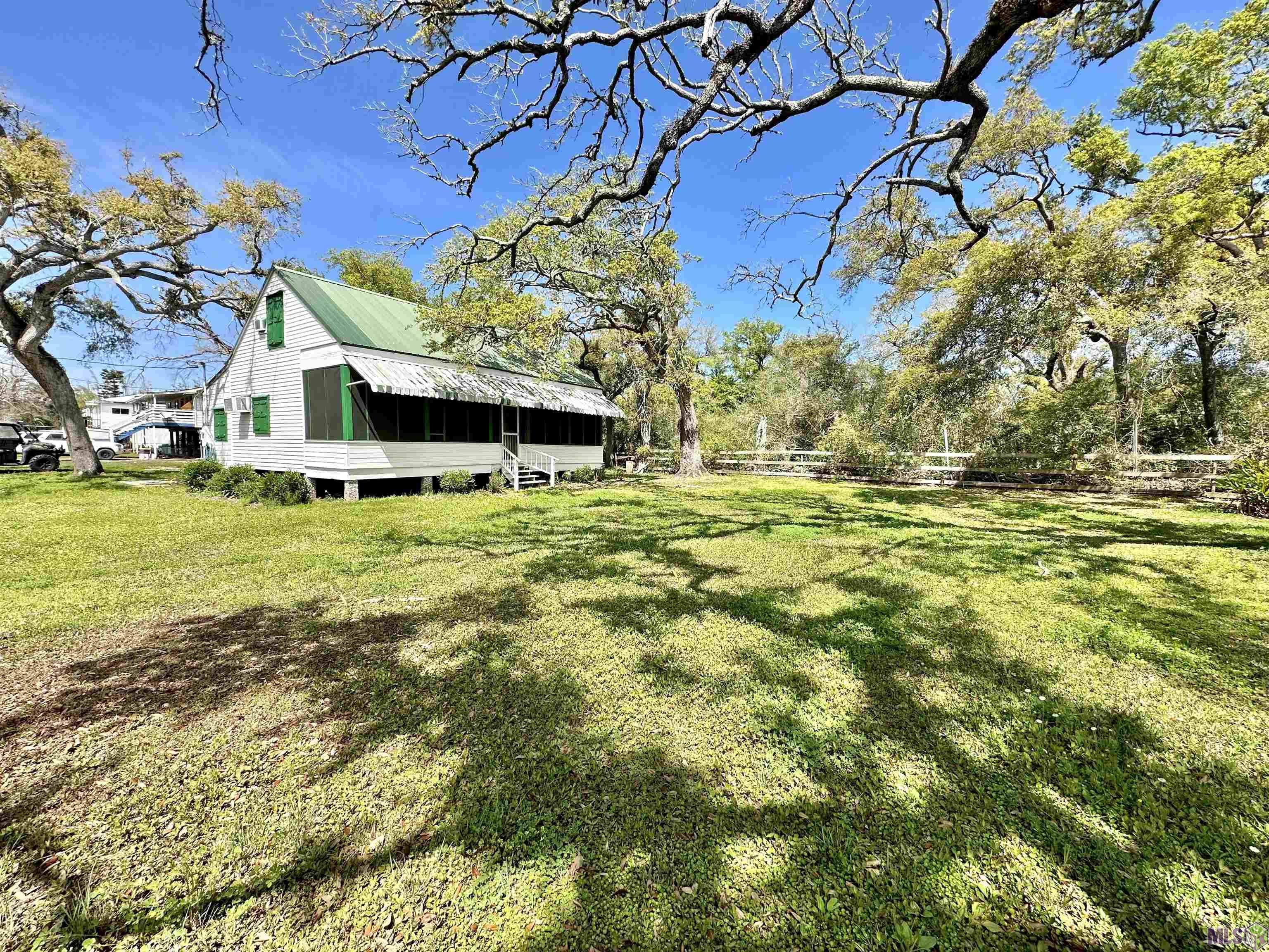 196 Coulon Rigaud Lane, Grand Isle, Louisiana image 1