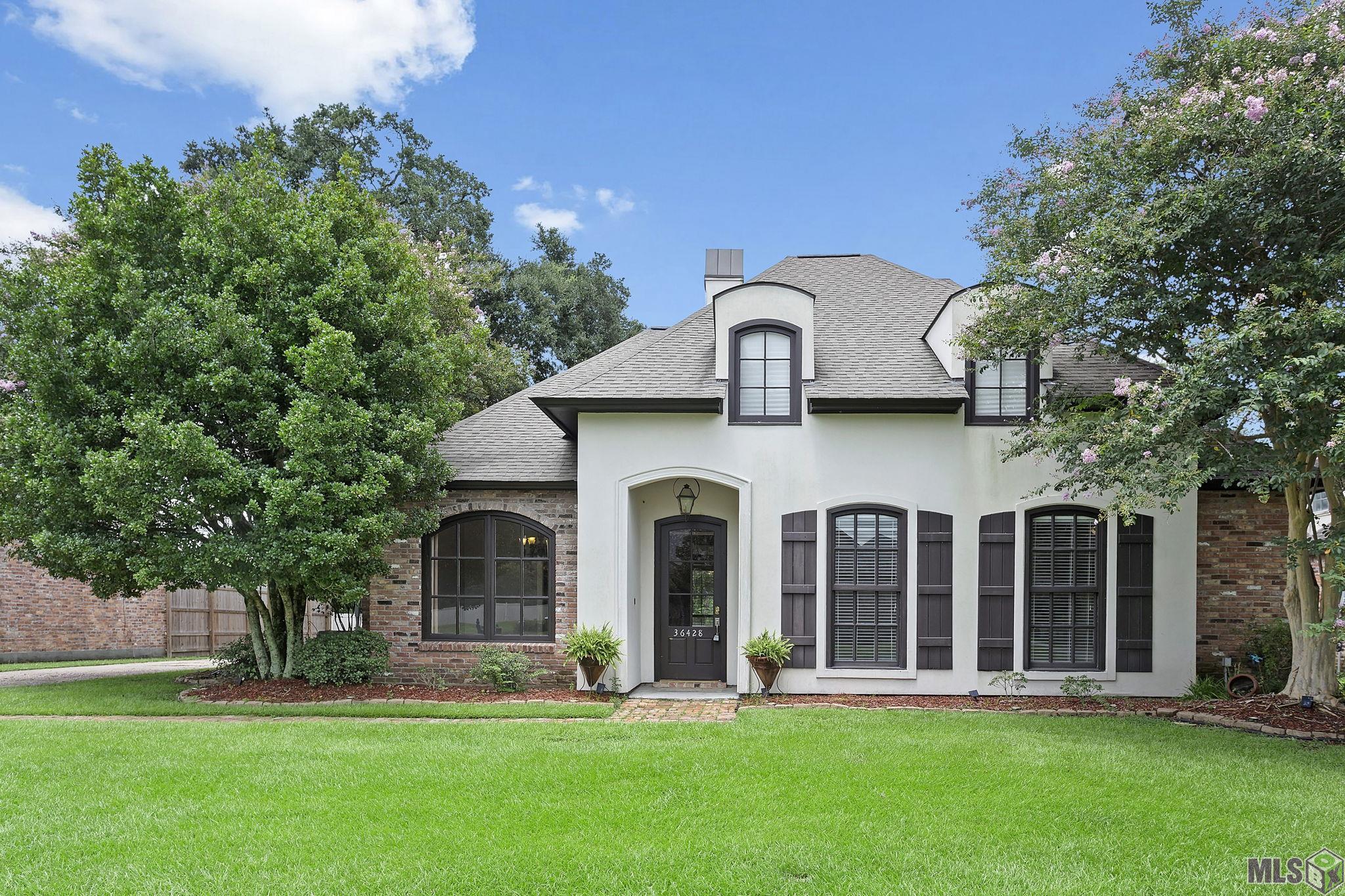 36428 Rue Lamonte Ct, Prairieville, Louisiana image 1