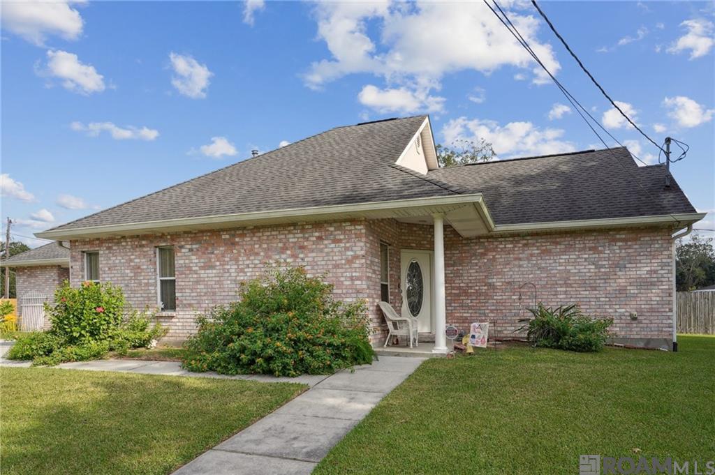 106 Tiemakers Road, Belle Chasse, Louisiana image 1