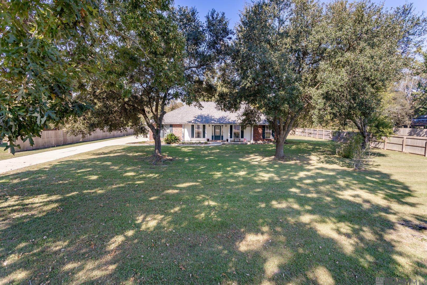 12240 S Palmer Ln, Port Allen, Louisiana image 3