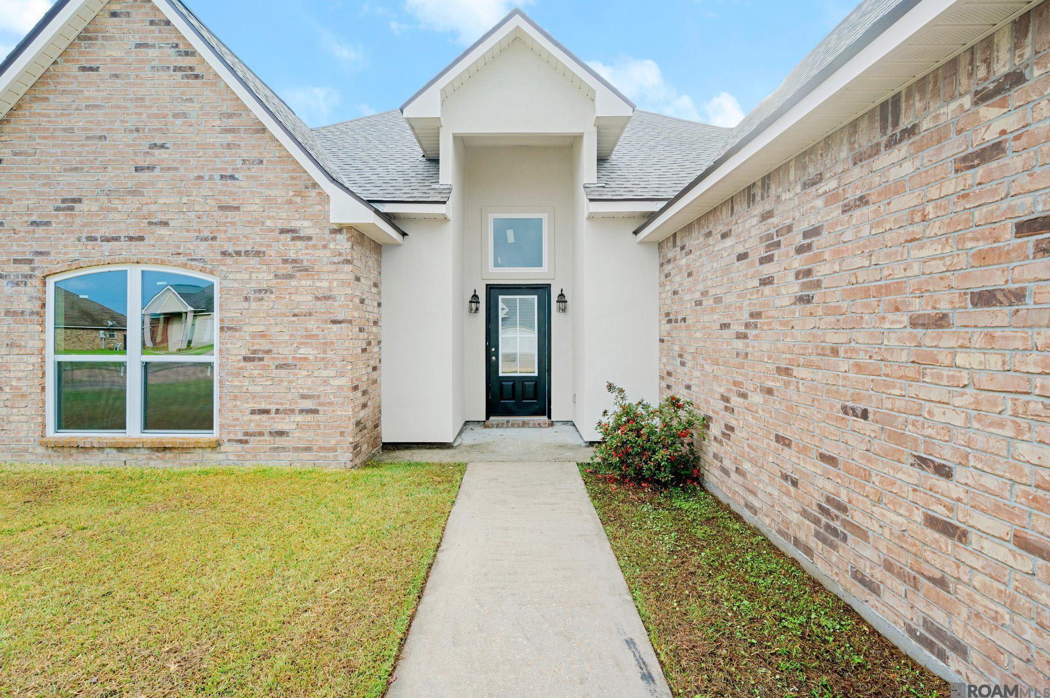 5266 Hemingway Dr, Darrow, Louisiana image 3