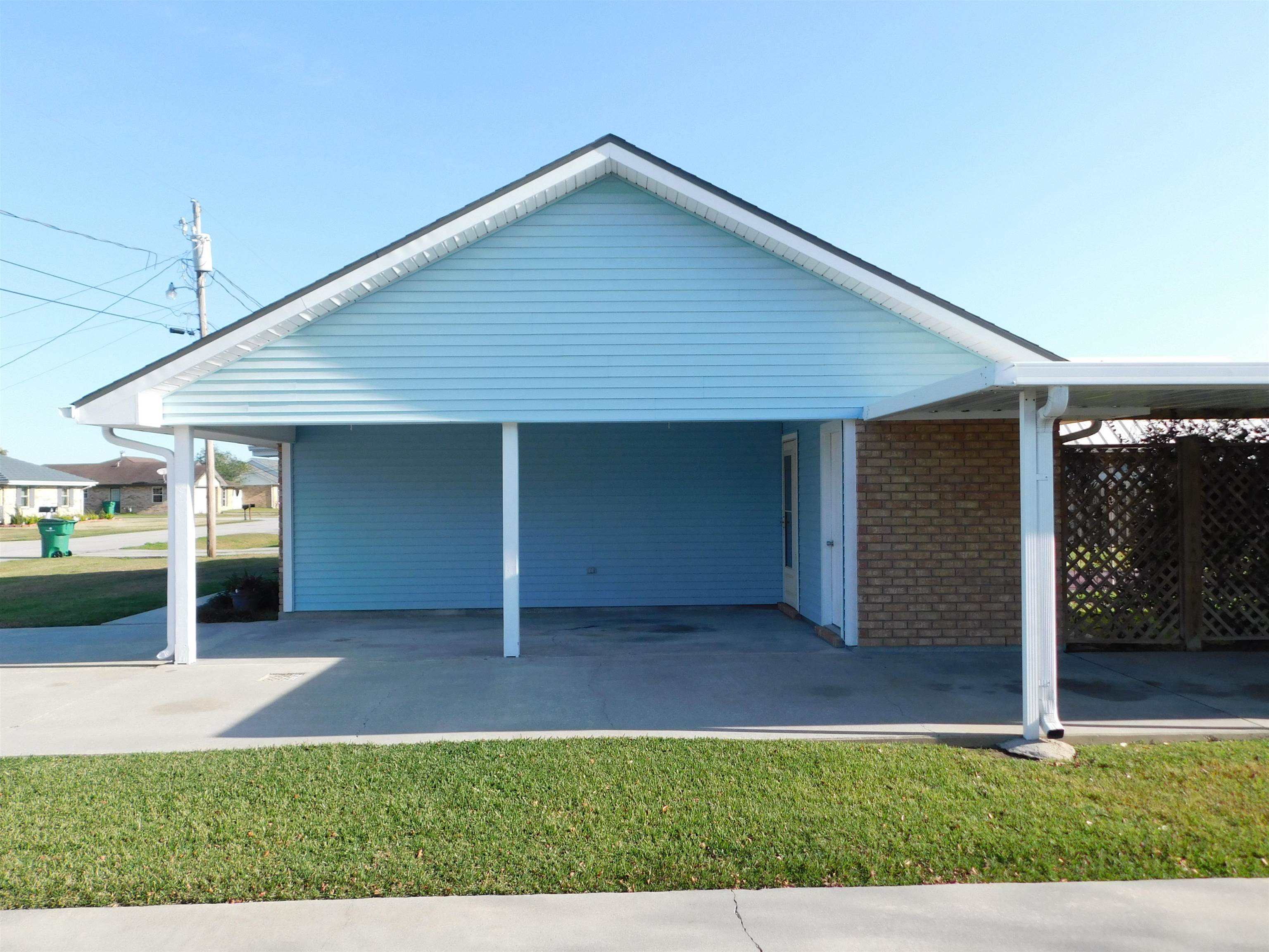 309 Elm Dr, Raceland, Louisiana image 2