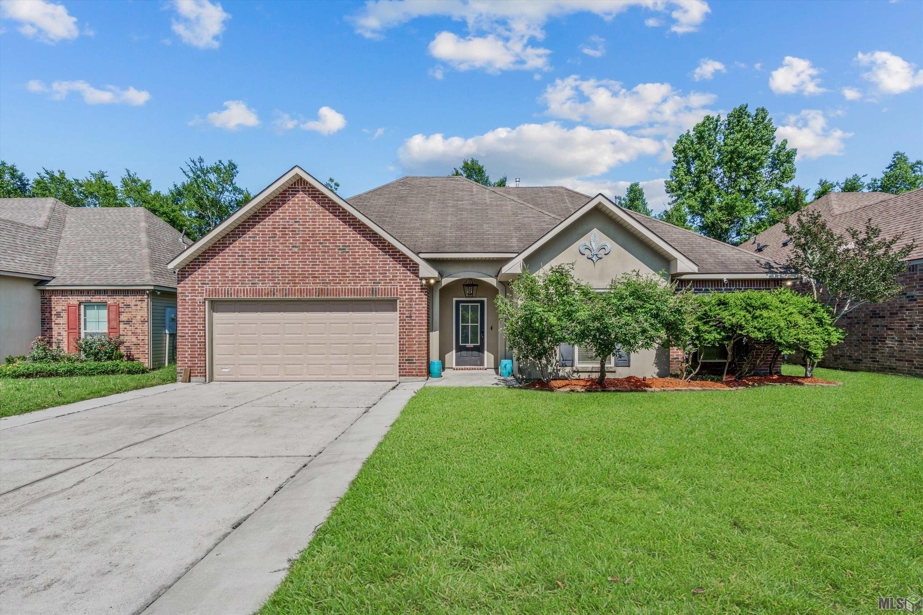 17098 Richmond Dr, Prairieville, Louisiana image 2