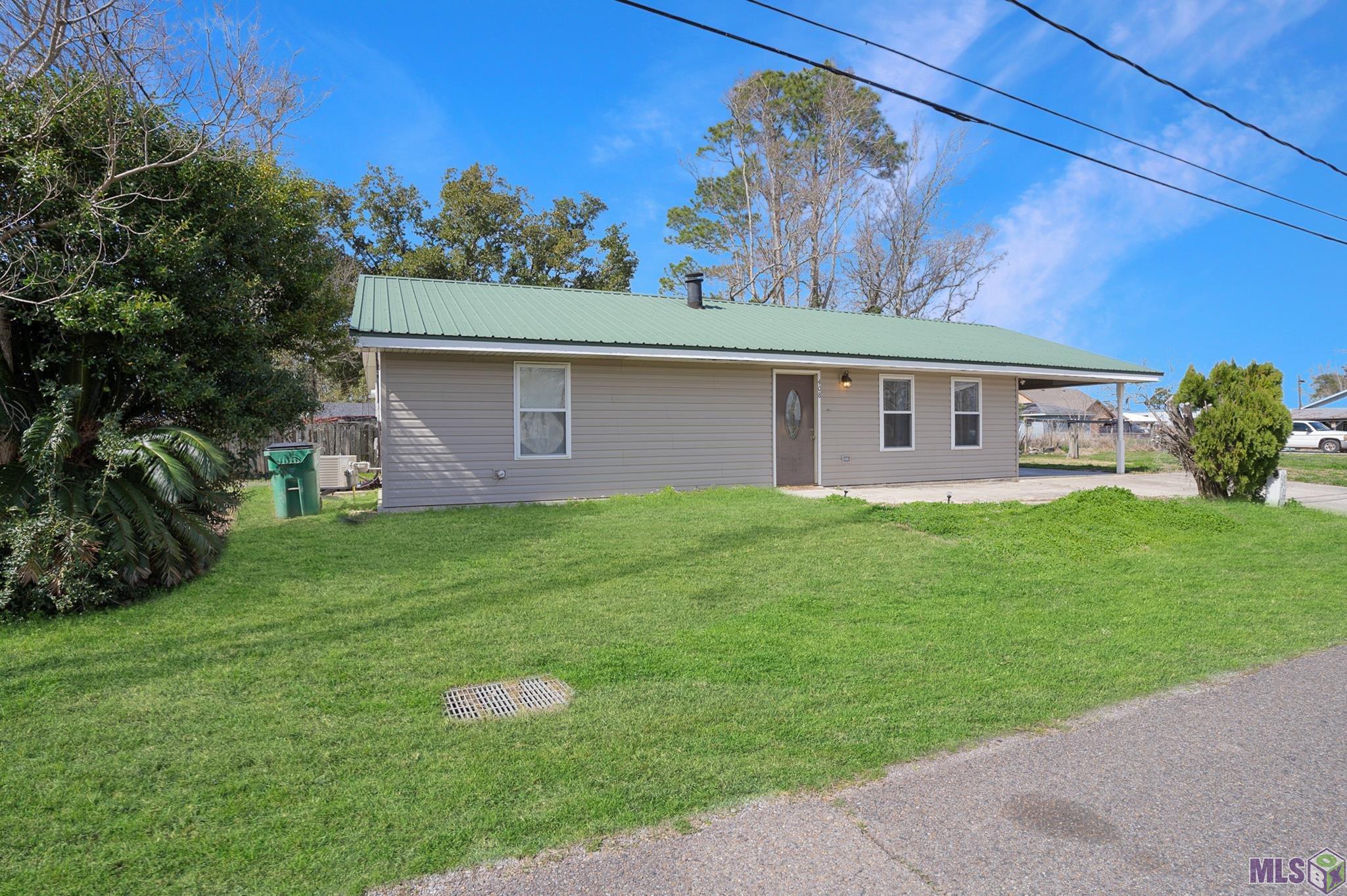 408 Dantin Street, Raceland, Louisiana image 2