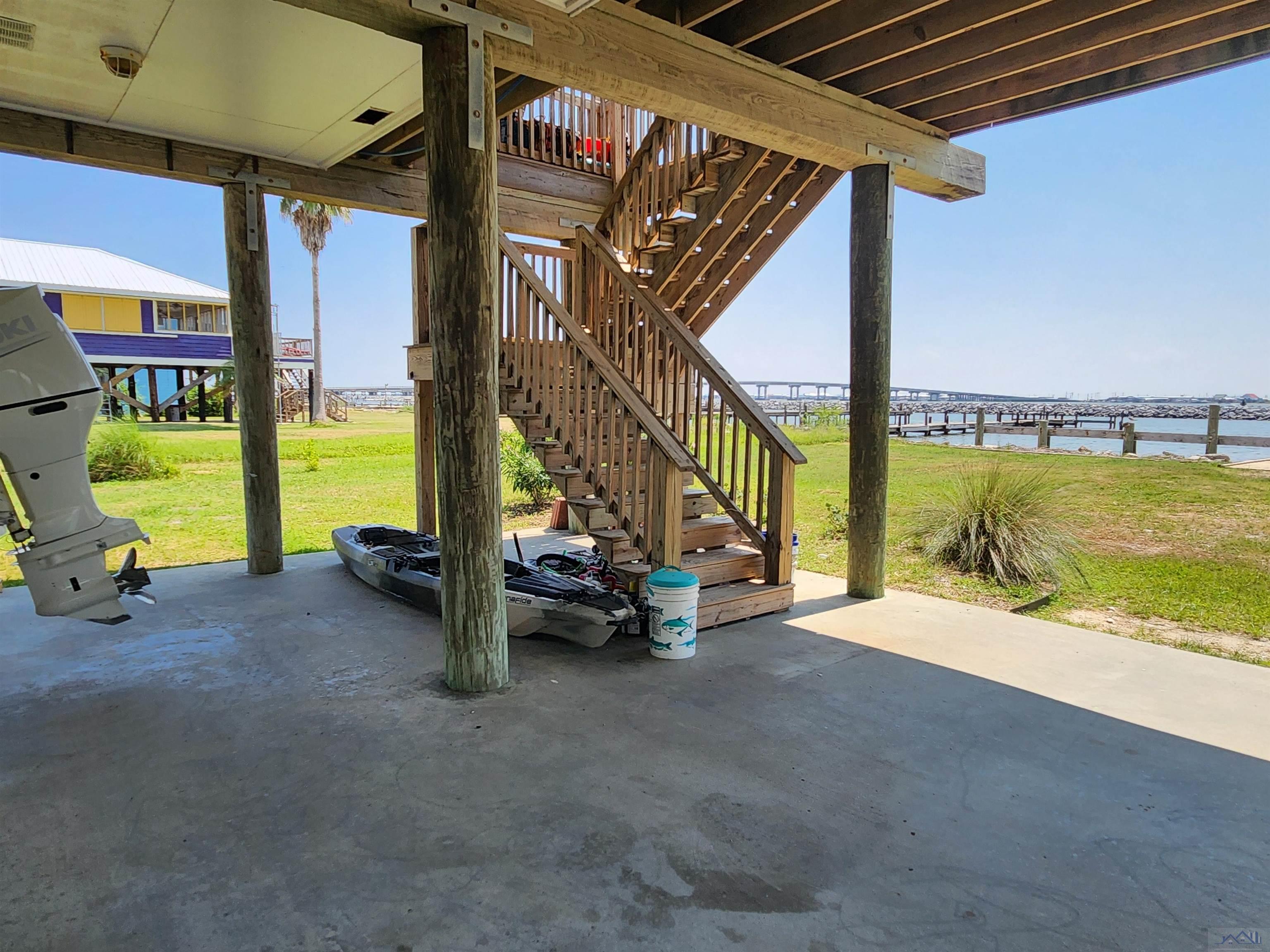 227 W Central Ave, Grand Isle, Louisiana image 8