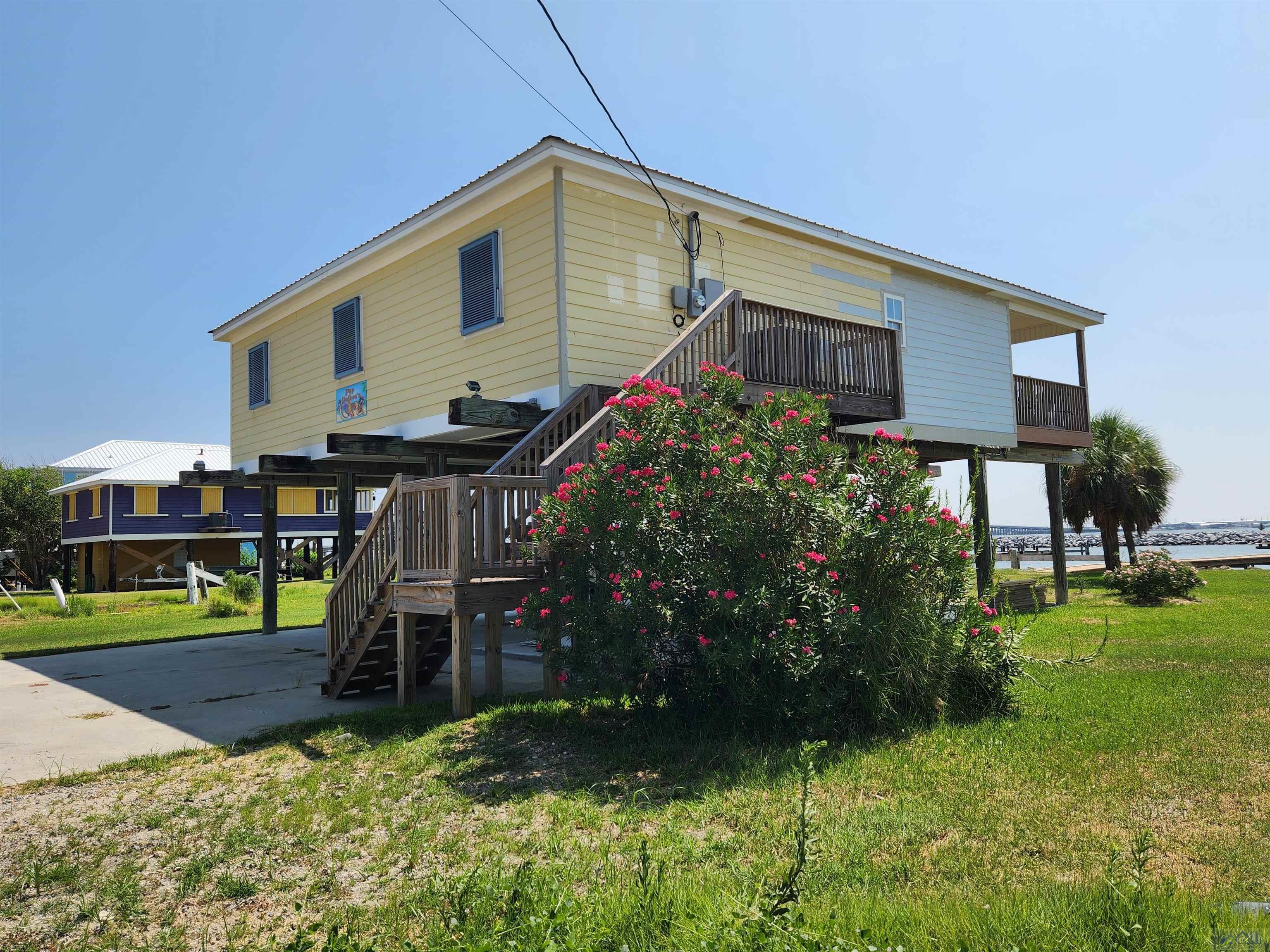 227 W Central Ave, Grand Isle, Louisiana image 4