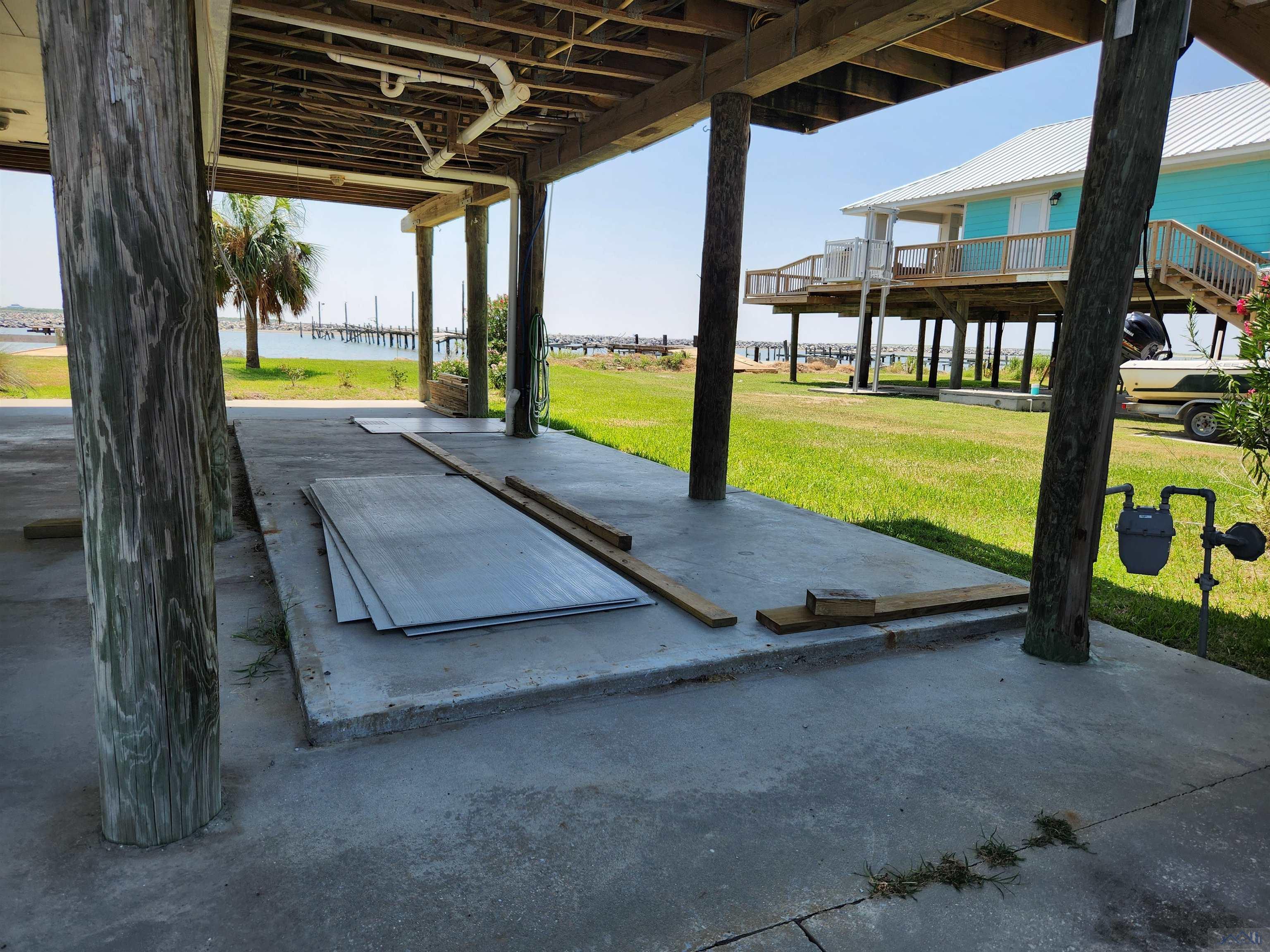 227 W Central Ave, Grand Isle, Louisiana image 6