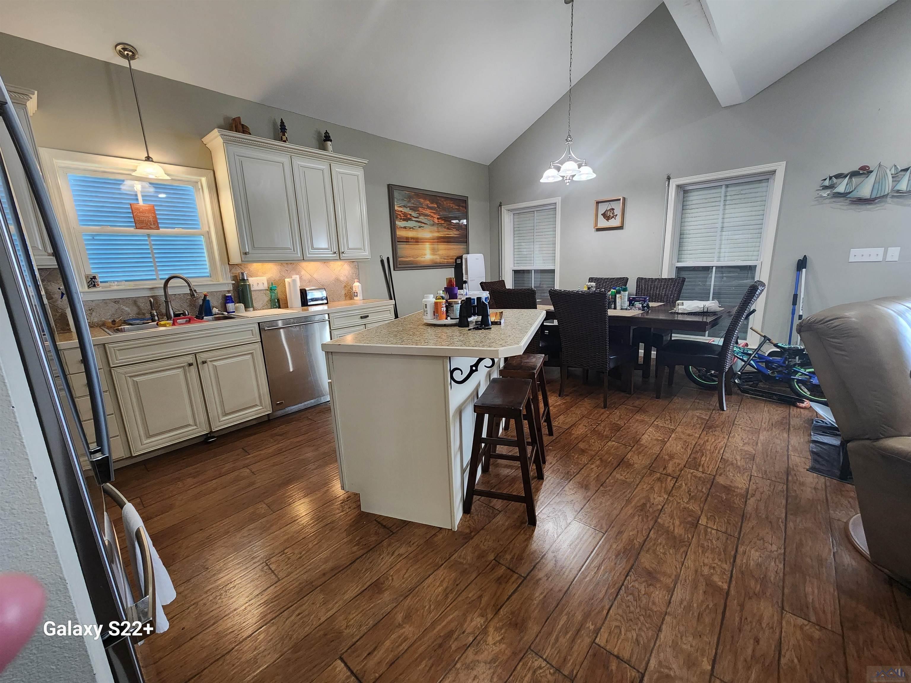 227 W Central Ave, Grand Isle, Louisiana image 21