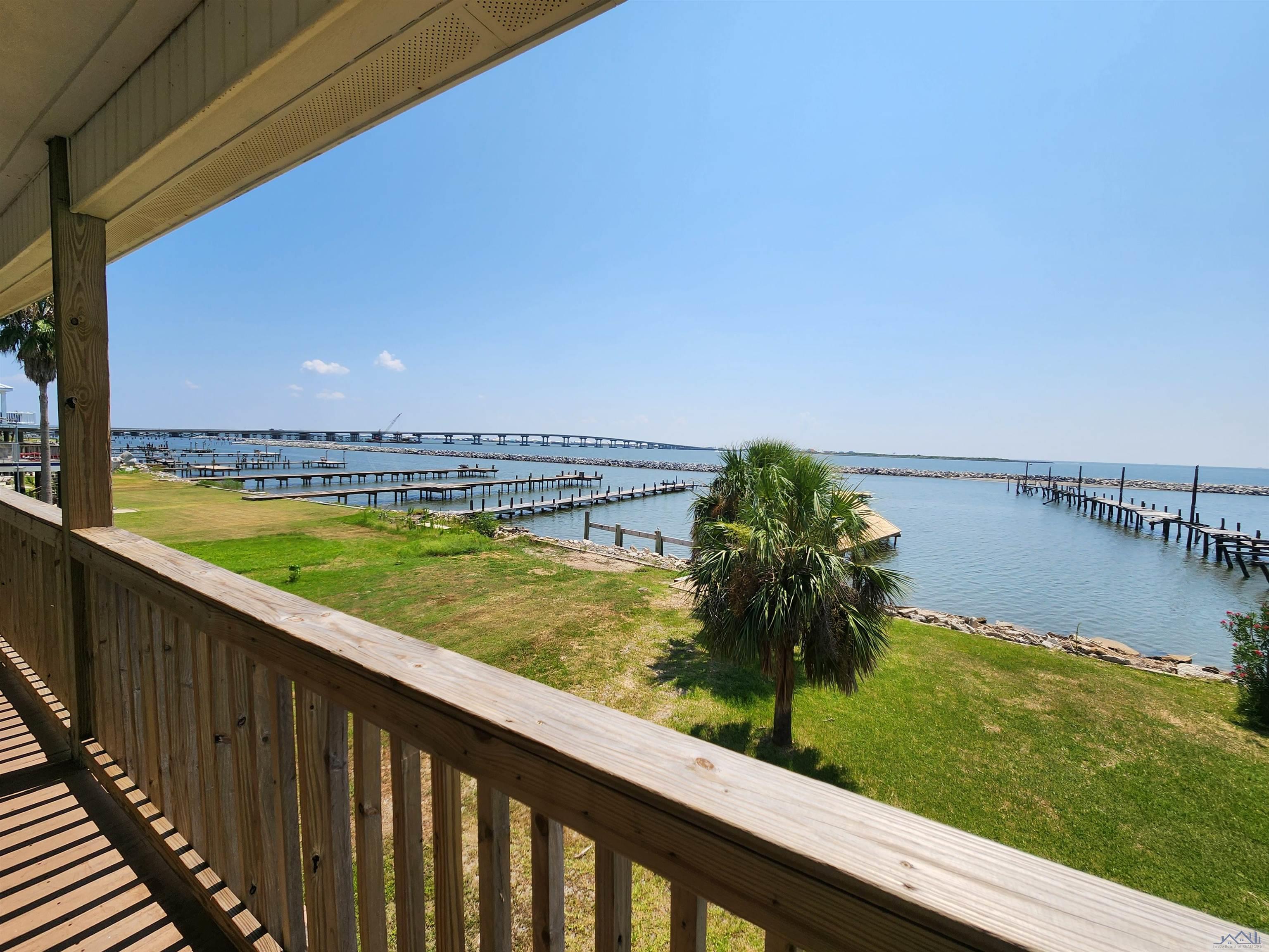 227 W Central Ave, Grand Isle, Louisiana image 14