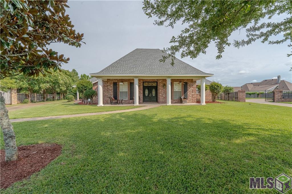 6309 Morgan Oaks Court, Alexandria, Louisiana image 1