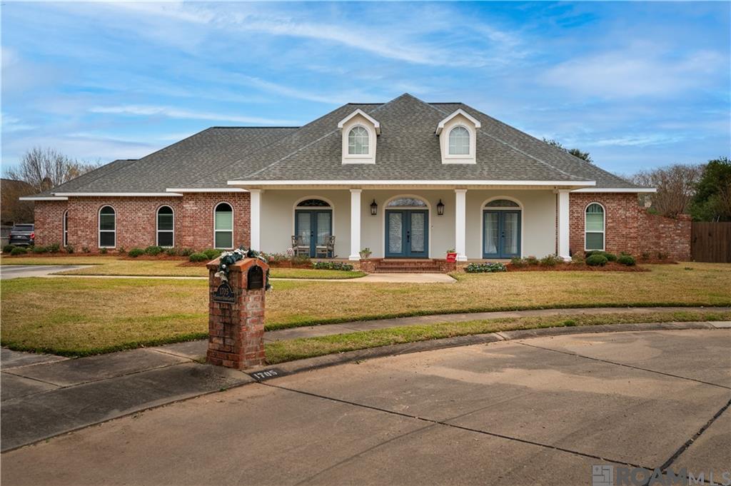 1705 Emberly Oaks Court, Alexandria, Louisiana image 4