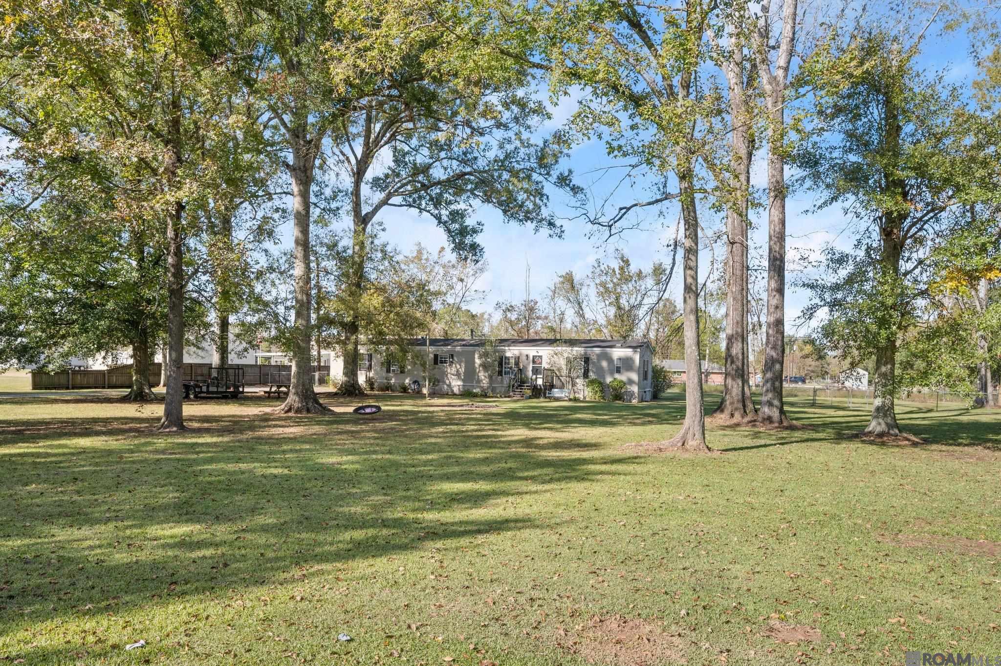 13502 Hilbert Young Rd, Gonzales, Louisiana image 2