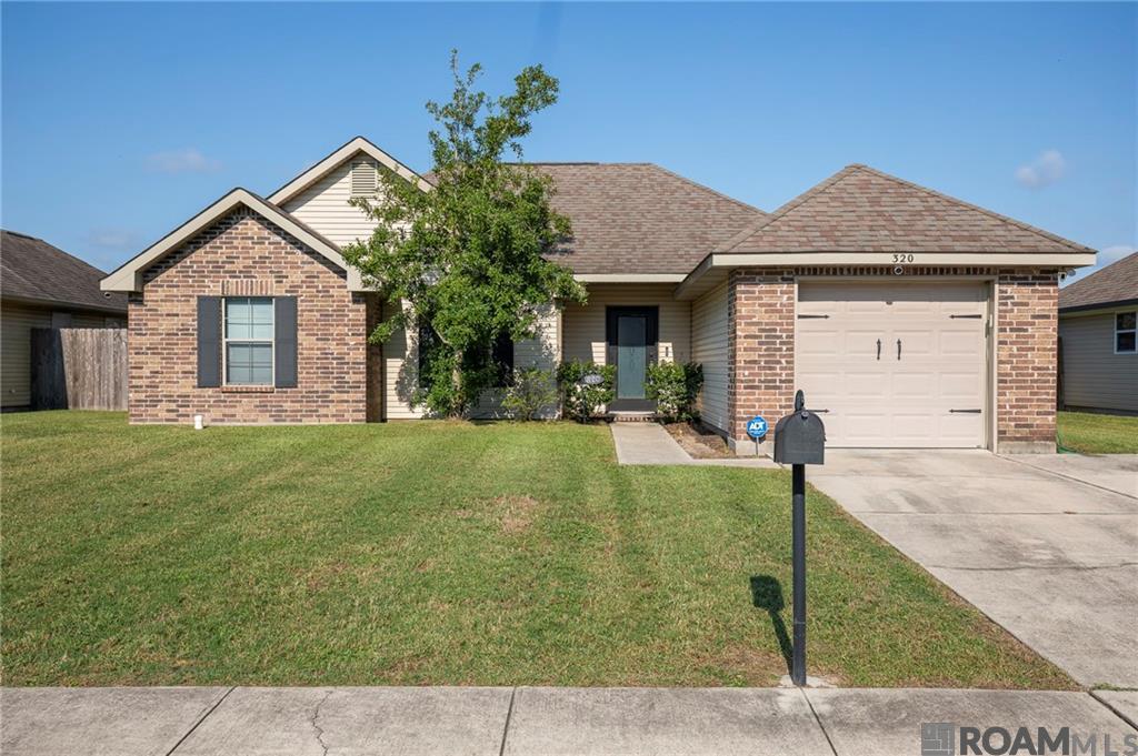 320 Allie Lane, Luling, Louisiana image 1