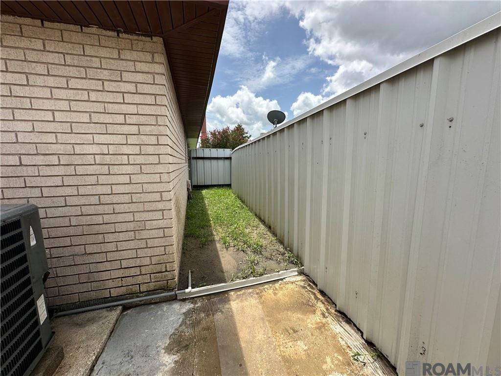 8817 Livingston Avenue, Chalmette, Louisiana image 19