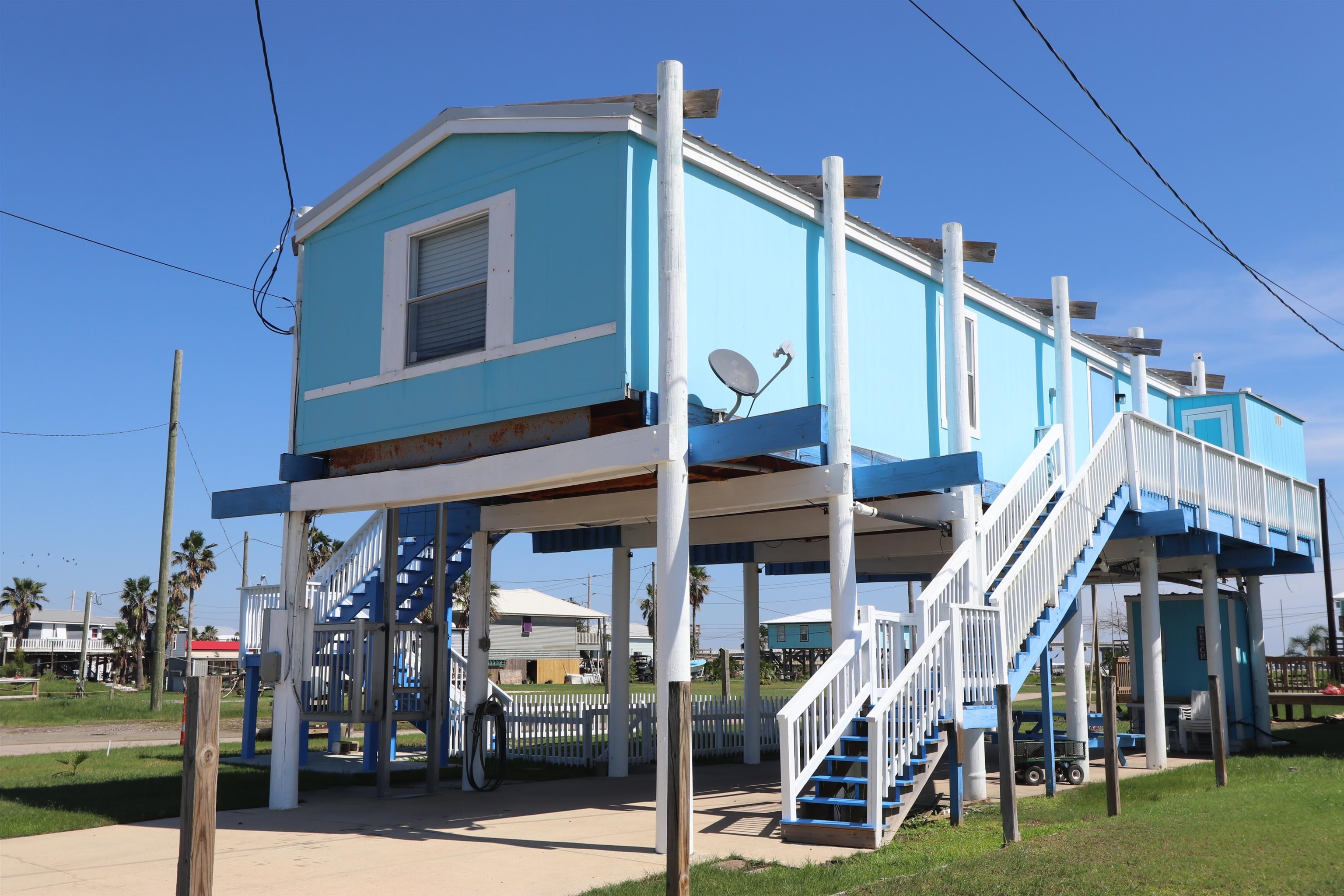 150 Circle Avenue, Grand Isle, Louisiana image 3