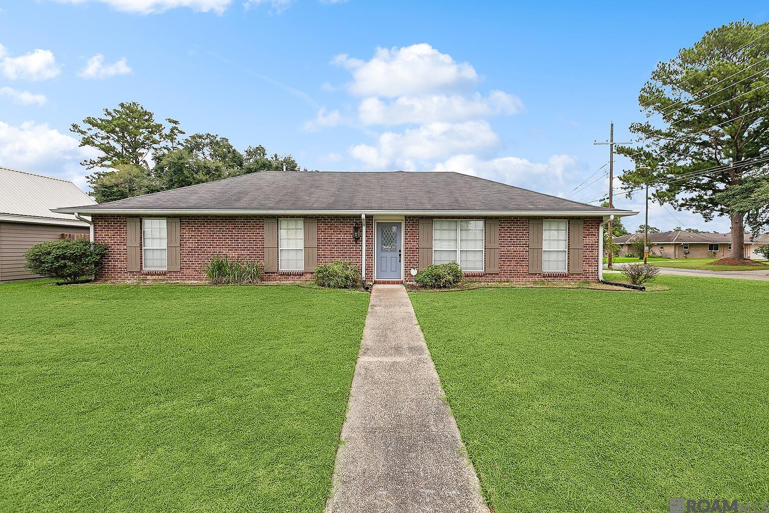 24425 Marshall St, Plaquemine, Louisiana image 1