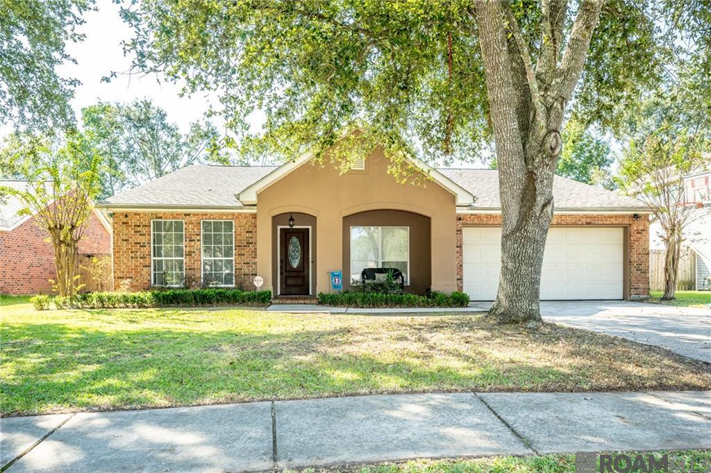 3412 Shannon Drive, Violet, Louisiana image 1