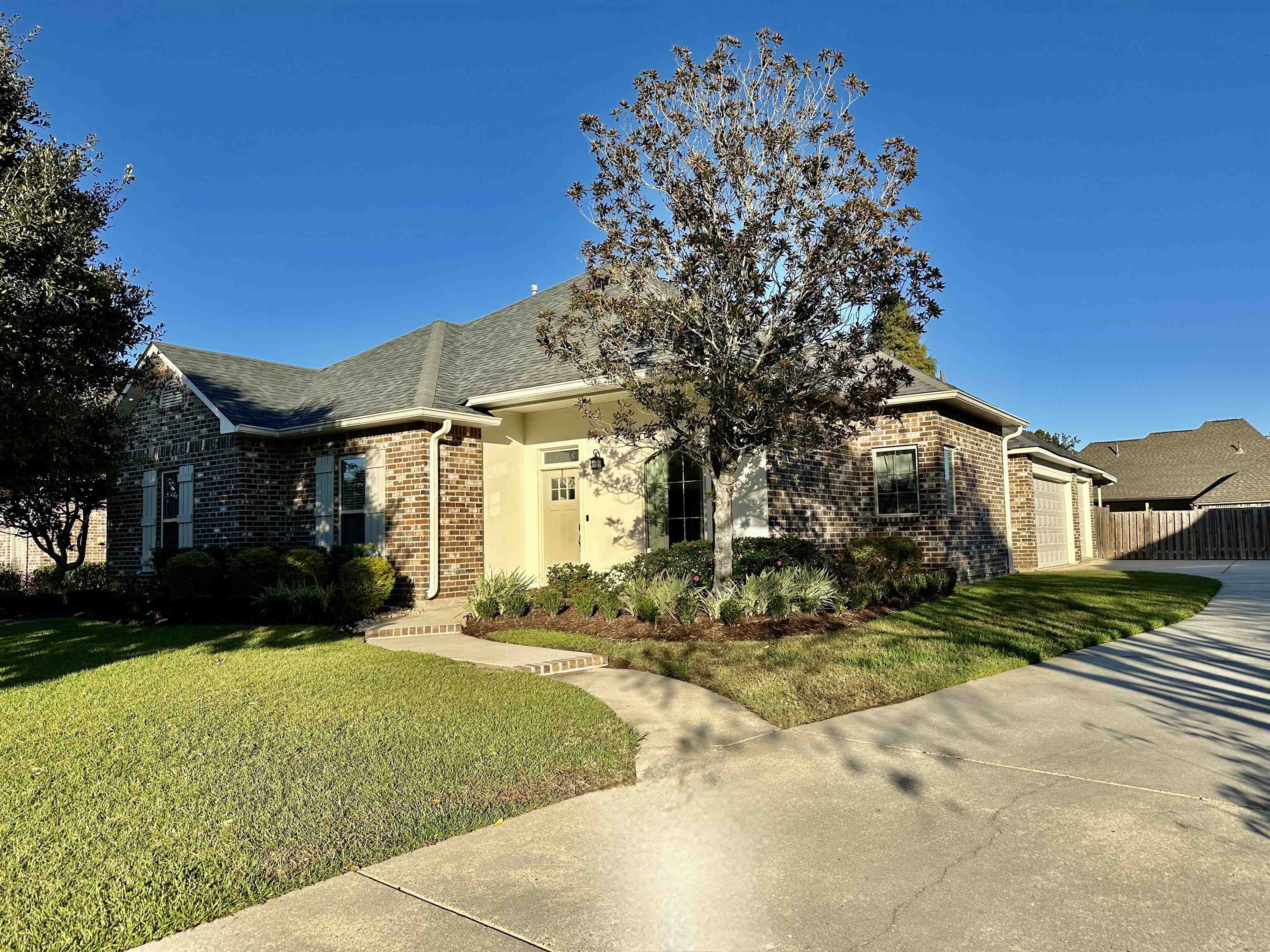 13158 Dutchtown Lakes Dr, Geismar, Louisiana image 2