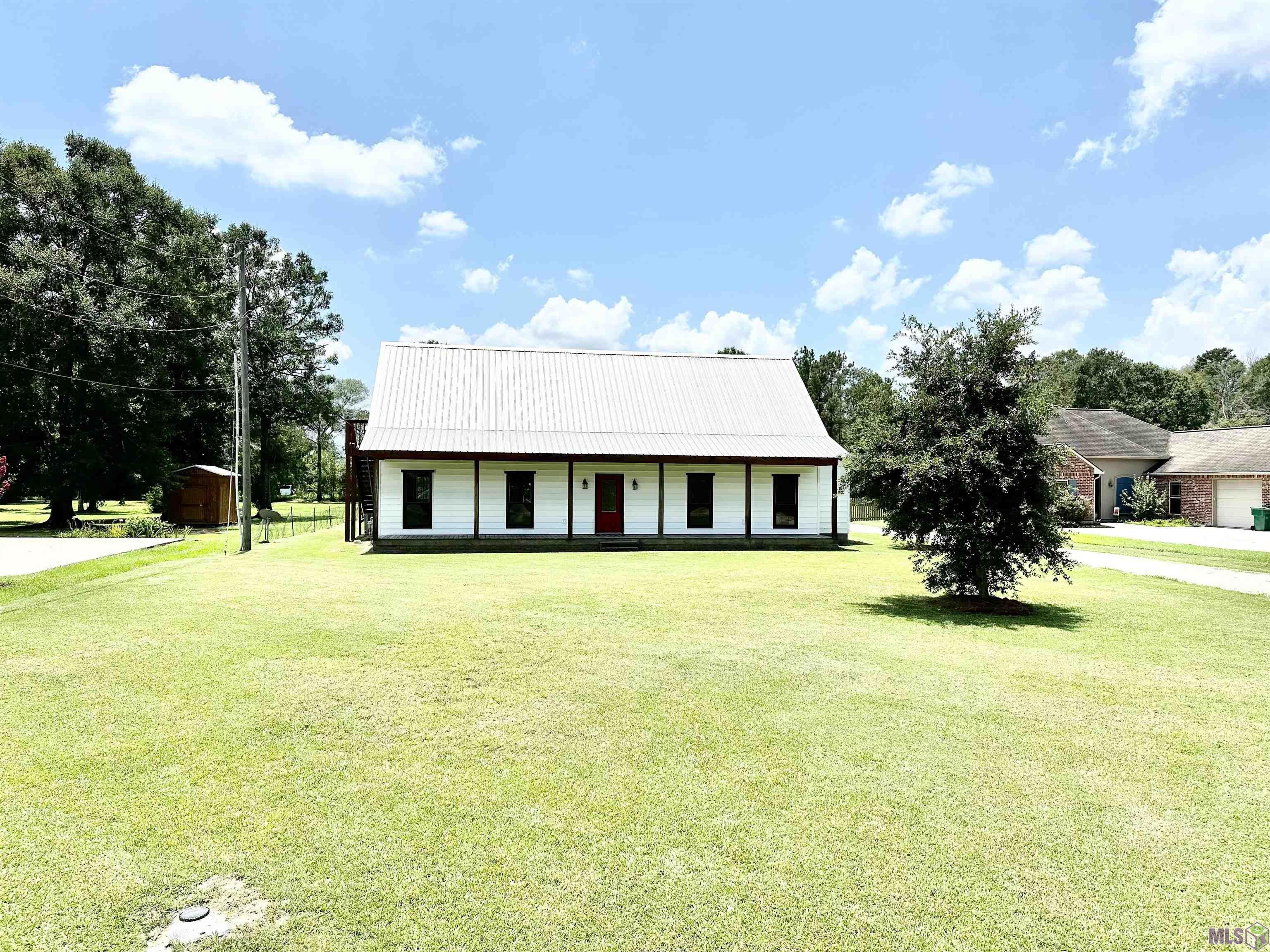 12247 Leblanc Ln, Walker, Louisiana image 1