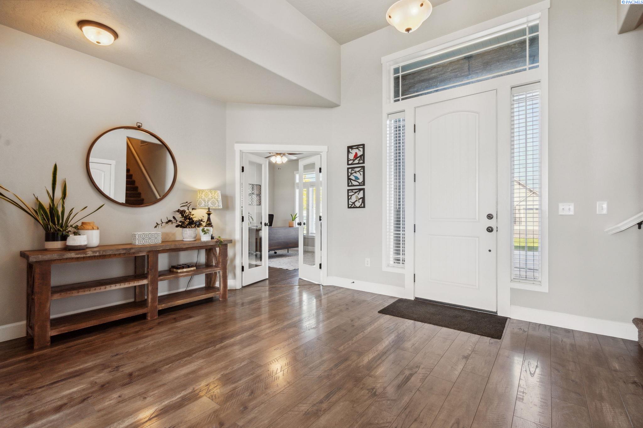 Pasco, Washington 99301, United States, 4 Bedrooms Bedrooms, ,3 BathroomsBathrooms,Residential,Active,124903