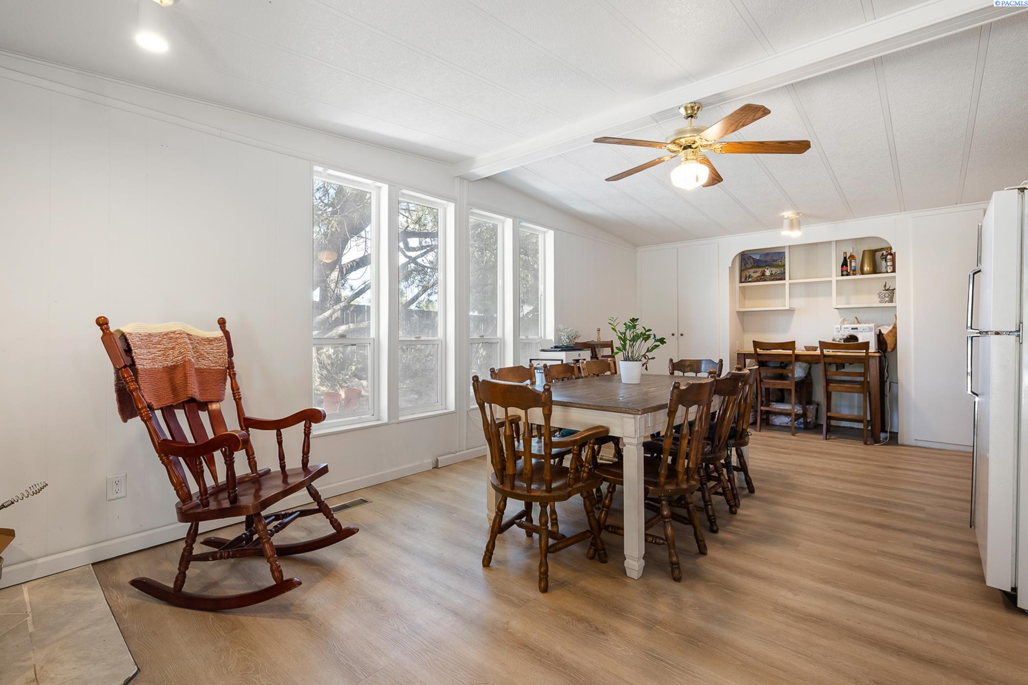 Benton City, Washington 99320, United States, 3 Bedrooms Bedrooms, ,2 BathroomsBathrooms,Residential,Active,178111