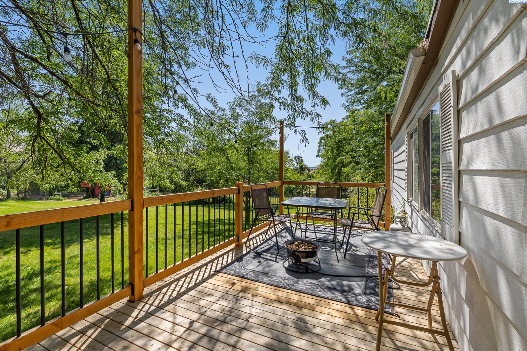 Benton City, Washington 99320, United States, 3 Bedrooms Bedrooms, ,2 BathroomsBathrooms,Residential,Active,178111