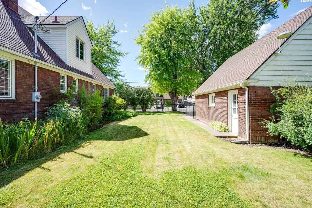 Photo of 912 S Lake St, Colfax, WA 99111 (MLS # 285769)