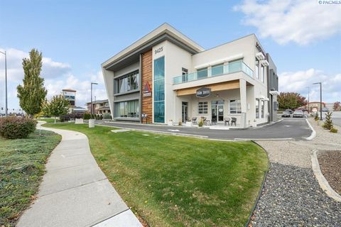 Photo of 9425 Sandifur Parkway #201, Pasco, WA 99301 (MLS # 284350)